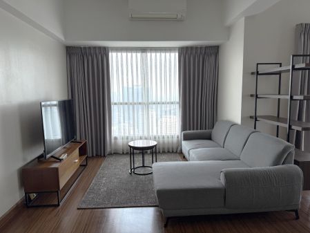 Fully Furnished 2 Bedroom Unit at Shang Salcedo Place for Rent