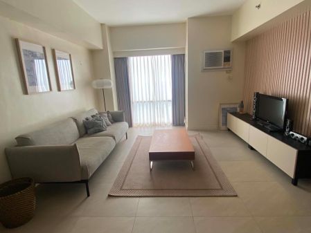 Fully furnished 2 bedroom unit for lease at Eton Baypark Manila