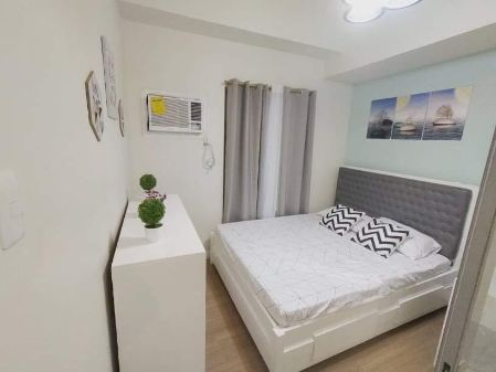 Fully Furnished Studio for Rent at The Vantage At Kapitolyo Pasig