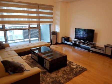 Still Available  Fully Furnished 1 Bedroom in Onse Serendra West