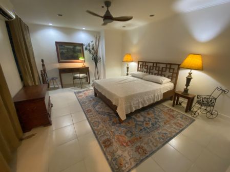 Short Term rental 1 bedroom  furnished near Makati Med