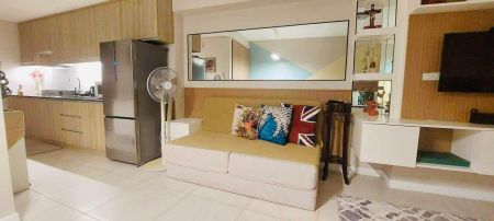For Rent Studio with Balcony in Royalton Capitol Commons Pasig