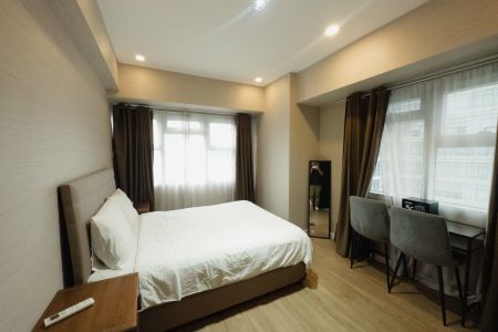 Well Furnished 2 Bedroom Unit in One Maridien Highstreet Bgc
