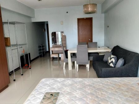 Studio in Greenbelt Madison  Legaspi Village  Makati CBD
