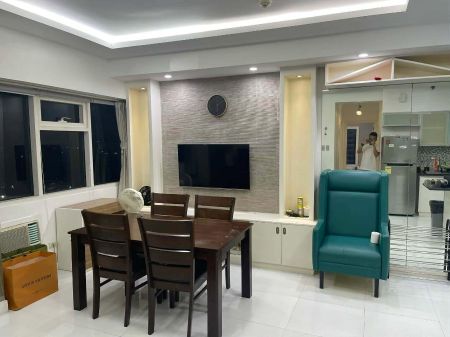 2 Bedroom Condo in BGC Fith Avenue Place