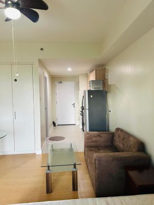 Fully Furnished Studio Unit at The Grove by Rockwell for Rent