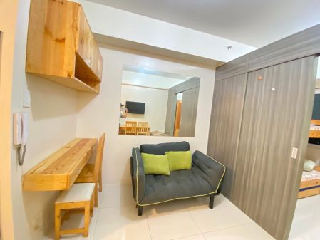 Fully Furnished 1 Bedroom Unit at Green Residence for Rent