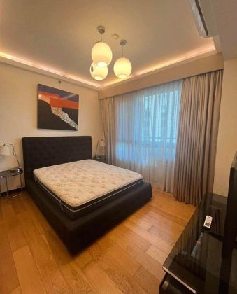 Fully Furnished 2 Bedroom in One Serendra East Tower BGC