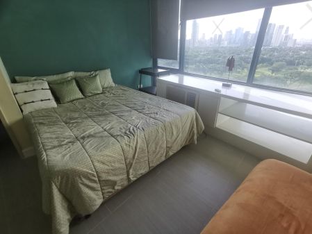 2 Bedroom Furnished with Parking in Bellagio Towers BGC