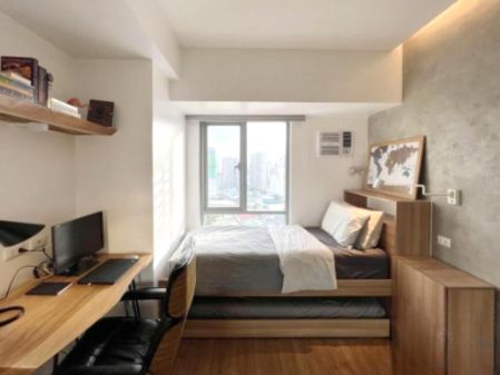Fully Furnished 1 Bedroom Unit at The Vantage at Kapitolyo