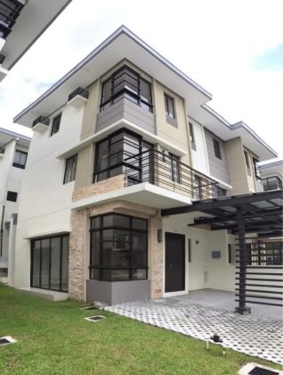 Semi Furnished Townhouse for Rent in QC