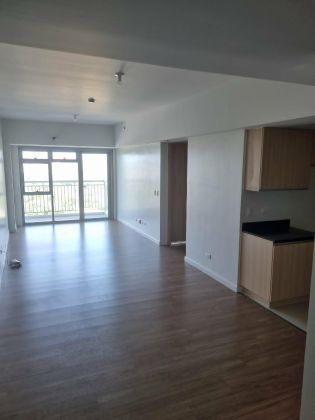 Unfurnished 3 Bedroom Unit with Parking for Lease at Orean Place