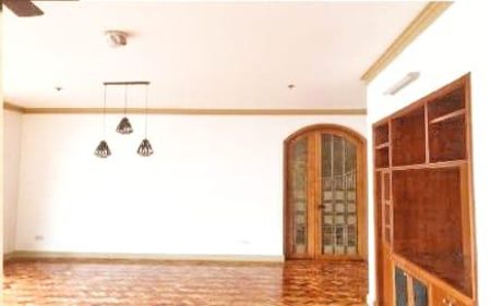 Semi Furnished 2 Bedroom Unit at The Regency at Salcedo