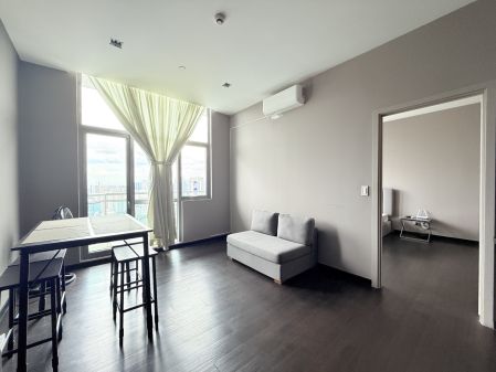 Penthouse 1BR Unit for Rent at Acqua Private Residences