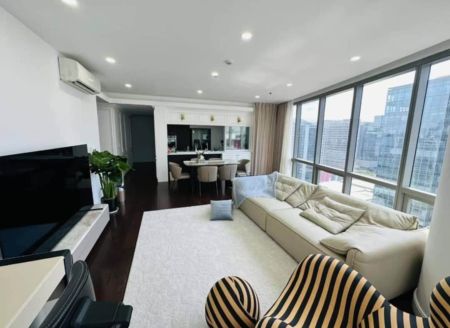 FOR LEASE 2BR in The Suites at One Bonifacio  Taguig 