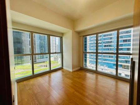 Semi Furnished 1 Bedroom Unit at The Seasons Residences