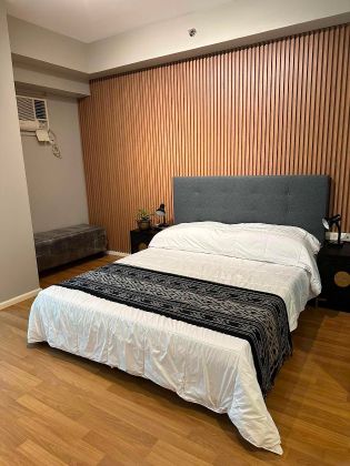 Fully Furnished 1 Bedroom Unit at Two Serendra for Rent