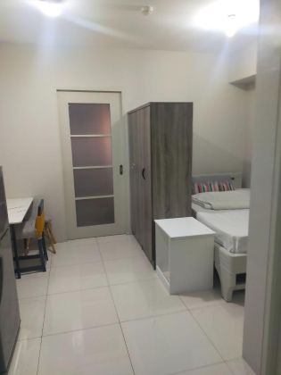 Fully Furnished 1 Bedroom with Installed WIFI in Mandaluyong
