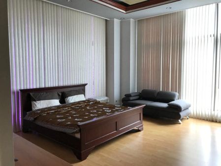 Fully Furnished 2 Bedroom Unit at Shang Grand Tower for Rent