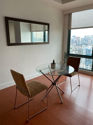 1 Bedroom Condo for Rent in Bellagio Towers Bgc Taguig City