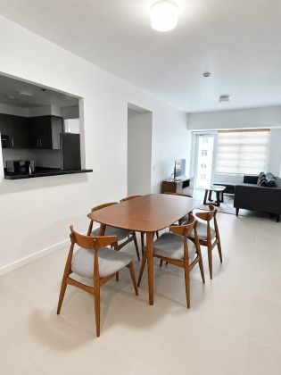 Furnished 3 Bedrom Corner Condo in Two Serendra Red Oak BGC