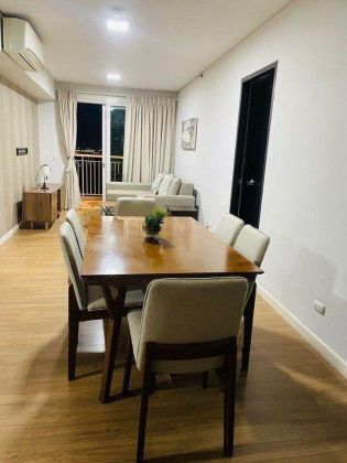 Two Serendra Sequoia 2 Bedroom Fully Furnished for Rent