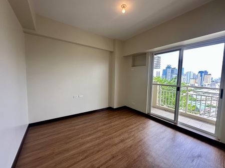 Brand New 2 Bedroom for Rent in Fairlane Residences