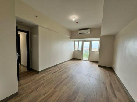 For Lease  2 Bedroom 2BR Condo at Park McKinley West  Taguig