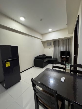 The Trion Towers 1BR Fully Furnished Unit for Rent