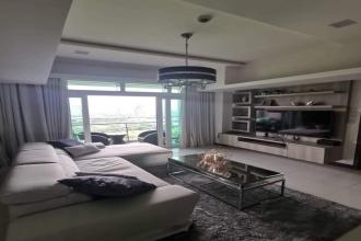 Fully Furnished 2 Bedroom Unit at 8 Forbestown Road for Rent