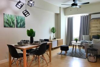 Fully Furnished 1BR  with Parking at The Grove by Rockwell