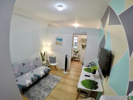 Fully Furnished 1 Bedroom Unit at Trees Residences for Rent