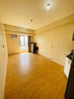 Unfurnished Studio Unit at Avida Towers Alabang for Rent