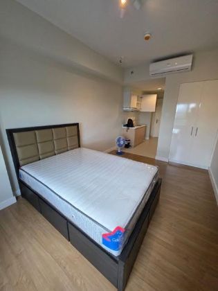 Studio Unit for Lease at Arton North