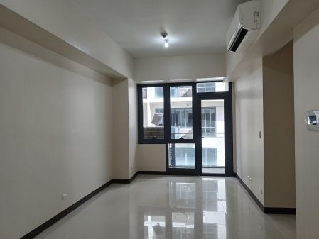 Bgc Condo for Rent Mckinley Hill at Florence Tower