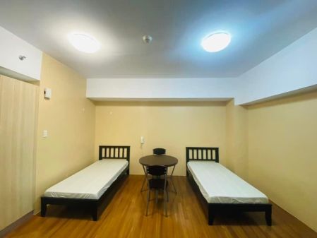 Studio for Rent at WH Taft Residences Malate