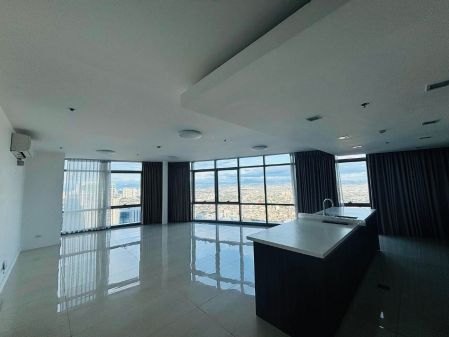 3 Bedroom with Parking at East Gallery Place