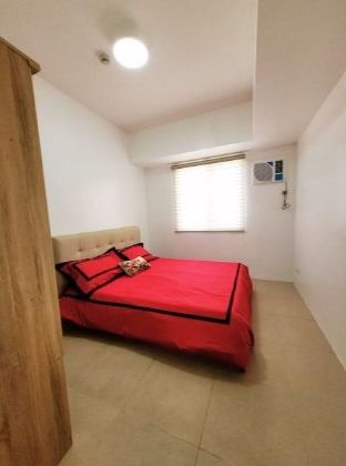 Fully Furnished 1 Bedroom Unit in Avida Towers Vita Vertis North 