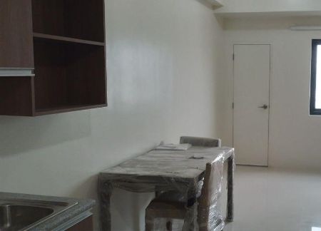 1BR Condo Unit for Rent near Dlsu St Binelde and St Scholastica