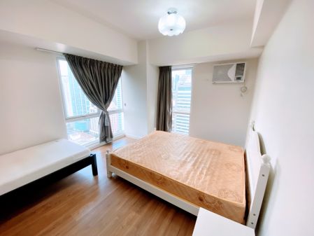 2BR High Floor Unit for Rent at The Lerato Makati City