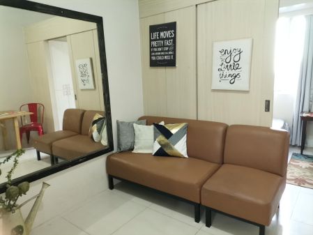 Fully Furnished 1 Bedroom with Sunset View in Manila