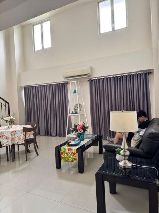 Spacious Semi Furnished 1 Bedroom Loft Type