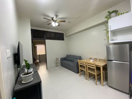 2 Bedroom for Rent at the Peal Place