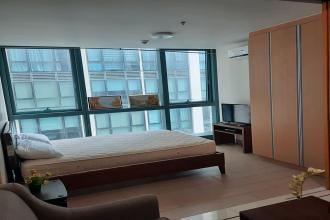 Fully Furnished 1 Bedroom Unit at One Uptown Residence