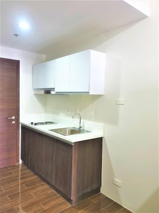1BR Semi Furnished for Rent in Air Residences Makati