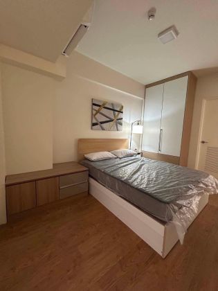 For Lease 2 Bedroom Furnished in One Serendra West Tower BGC