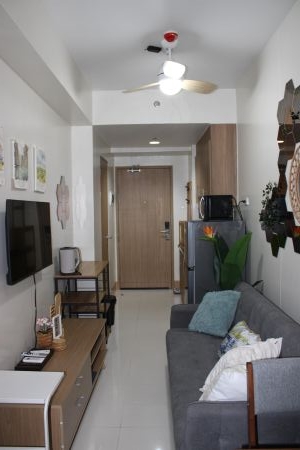 Fully Furnished 1 Bedroom Unit at Shore 3 Residences for Rent