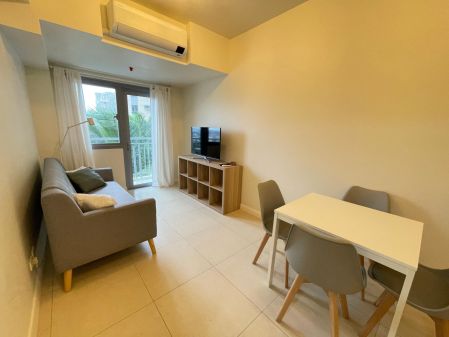 2BR Fully Furnished Unit at The Vantage at Kapitolyo w/ Parking
