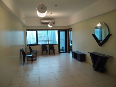 Furnished 2 Bedroom with Parking for Rent in Icon Plaza Bgc