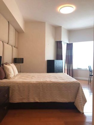 1BR One Rockwell East Tower Makati condo